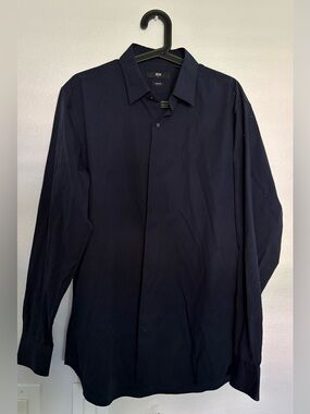 Uniqlo navy slim fit button down size large